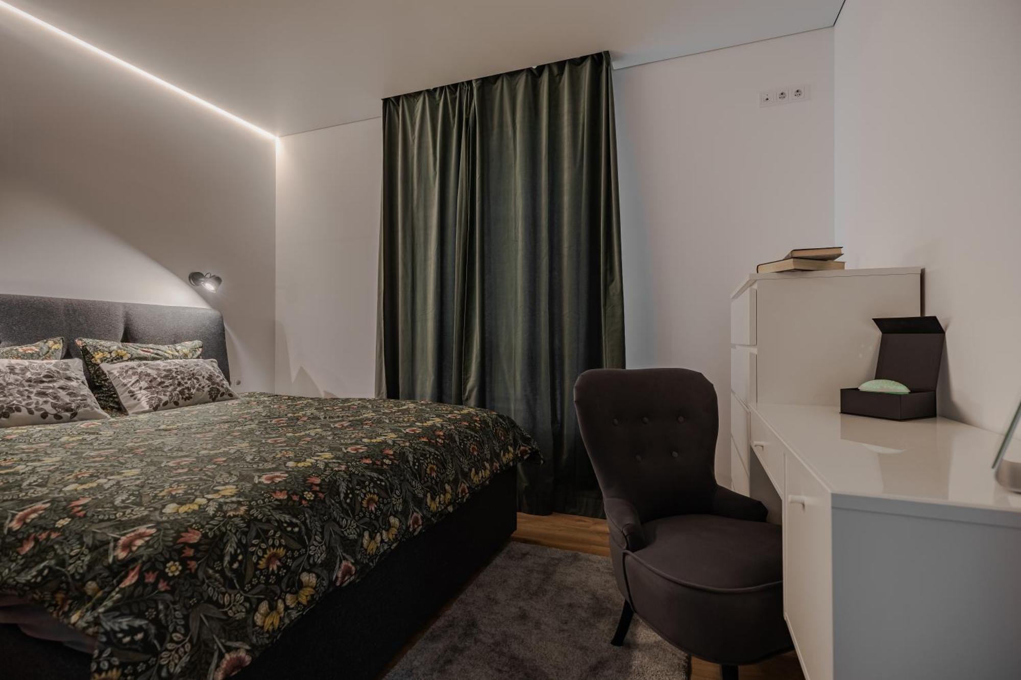 Fantasy House, Cozzy Apartmens, Free Parking, Long Stays Welcome Wilna Exterior foto
